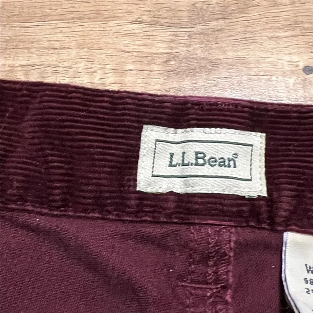 L.L. Bean Women’s Maroon Corduroy Trousers Sz 4R ( W25x L30) - Picture 7 of 8
